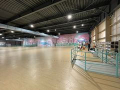 -极限PLAY运动娱乐新世界·团建派对潮玩休闲馆·室内蹦极高空游乐园