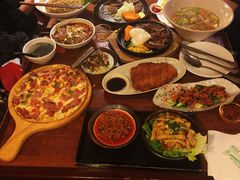 -玛格萝妮比萨屋(四平店)
