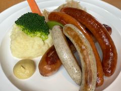 -LENBACH兰巴赫西餐啤酒坊(大连东港店)