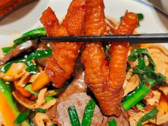 -铁胖子口碑长沙菜·龙虾烧烤(赤岗社区店)