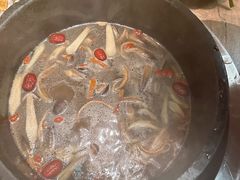 -蘑界·野生菌火锅(深业上城店)