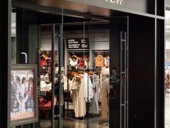 -Hollister(天环广场店)