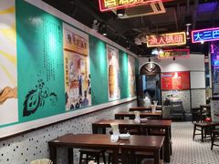 大堂-陈光记烧腊(长寿路店)