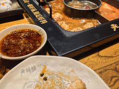 -老牌坊云南鱼豆花火锅(嵩山店)