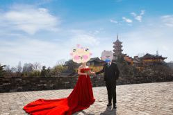 -雪中彩影婚纱摄影·微光艺术中心