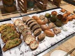 -大中华希尔顿酒店-念自助餐·嗨啤·小龙虾