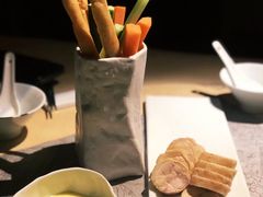 -穹六人间 people 6(岳阳路店)