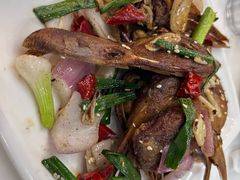 -老鄞江清水龙虾•赵赵家(江北店)