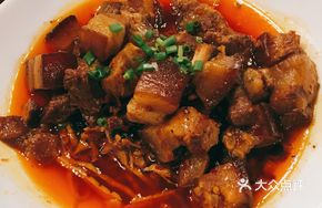 Smoked Bamboo Shoots and Pork in Clay Pot