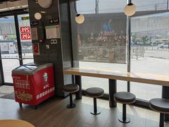 -肯德基(汤逊湖店)