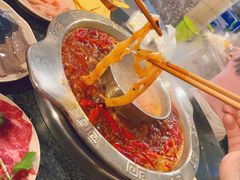 -洞亭火锅(防空洞总店)