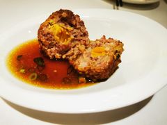 蛋黄狮子头-金春禧·鲁菜海鲜(延吉路万达店)