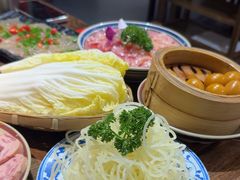 -巴卤社老火锅(财富店)