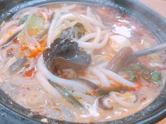 -天瑞福云南过桥米线(十里河店)