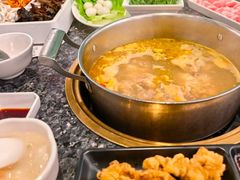 -一席地·本地鸡窝·杭帮鸡火锅(萧山银隆百货店)