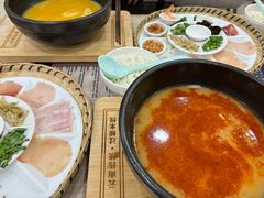 -花馬肆.云南过桥米线(汉神购物广场现场熬汤店)