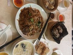 干炒牛河-悦湖公馆