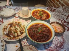 -耙吉吉川味小酒馆(本地人回头店)