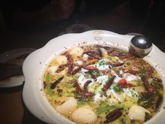 -江渔儿酸菜鱼专门店(明珠广场店)