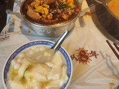 -大芊金重庆串串火锅(南京路店)