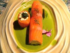 烟熏挪威三文鱼卷配红鱼籽酱-格鲁·秀色Georgia’s Feast