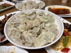 -周家大连水饺(美专校街店)