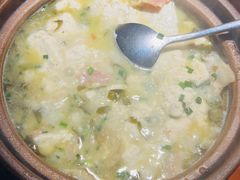 -魏铭鱼头捞饭(晋阳路店)