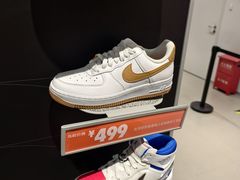 -NIKE上海青浦优选体验店