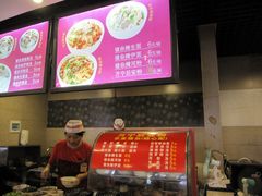 -海口骑楼小吃街