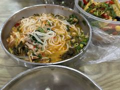 -巍山火巴肉饵丝(大理古城店)