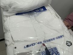 -布瑞琳洗衣(西堤红山店)