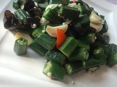 拍蒜炒秋葵-香丰阁·烤鸭·川湘菜(昌平店)