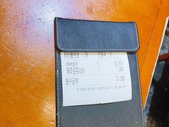 -BHC炸鸡(明洞总店)