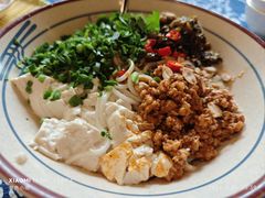 豆花米线-滇道云南特色料理(康定路店)