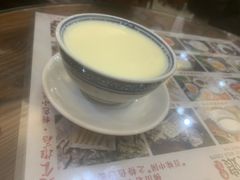 -周大娘牛乳(旧寨古村总店)