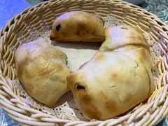 馕坑烤包子-巴扎美食·新疆菜·西域歌舞表演餐厅(新疆大厦店)
