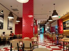 -城市大道红炉披萨烘焙坊