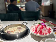 -三人行骨头王火锅(长寿店)