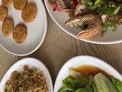 -红月湾海鲜饭店•沙滩海景(双月湾店)