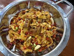 -湖南人家湘菜馆(镇江路店)