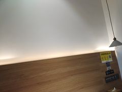 -五号文艺酒店(拙政园苏博地铁站店)