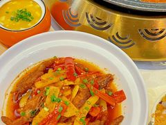 -阿瓦山寨·湘菜现炒·剁椒鱼头王(咸阳总店)