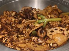 招牌干锅牛蛙-蛙蛙叫·干锅年代(钻石广场店)