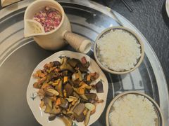 -阿山卓·野生菌火锅·纳西火塘烤肉