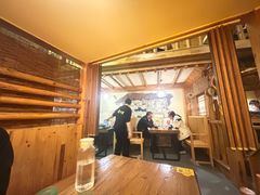 -恩你小木屋·韩式料理(假日广场店)
