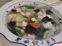 -宾朋海鲜饭庄(兴海路店)