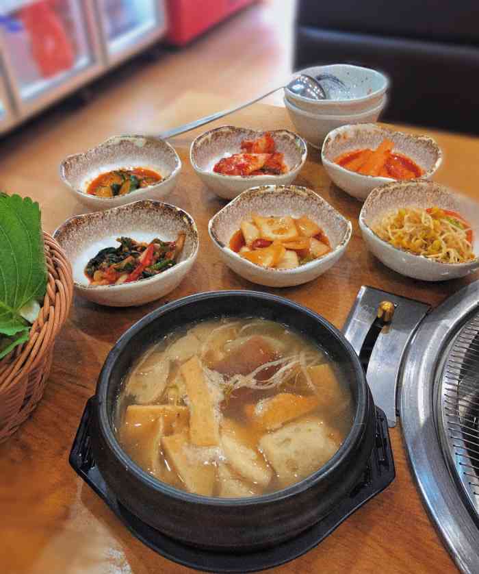 一品韩牛炭烧(雍华庭店)-"第二次来了[呲牙][呲牙] 他们家的小.