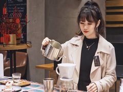 -星巴克臻选(成都环球乐天店)