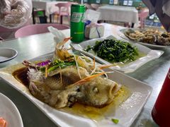 -范饭椰林川湘味海鲜·椰子鸡(三亚湾椰梦长廊店)