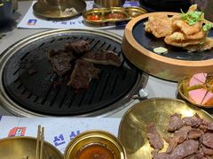 -金会长自助海鲜·烤肉(人民广场店)